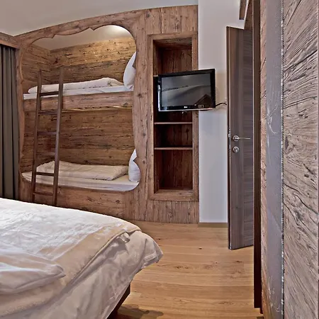 Alpenchalet Bruecke Chalet *