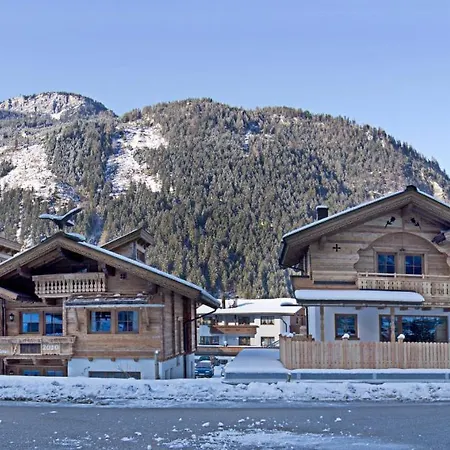 Chalet Alpenchalet Brücke Mayrhofen