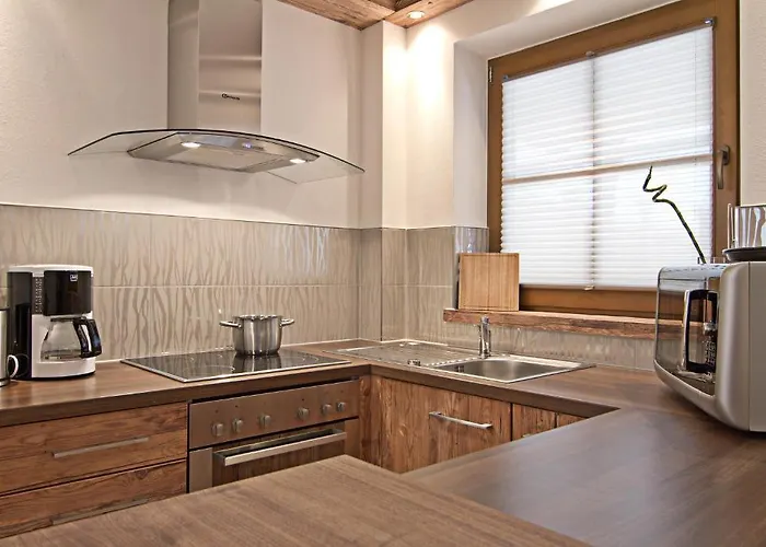 Alpenchalet Bruecke 샬레 *