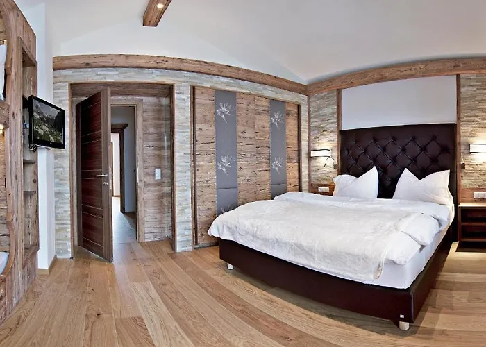 Alpenchalet Bruecke شاليه مايرهوفن