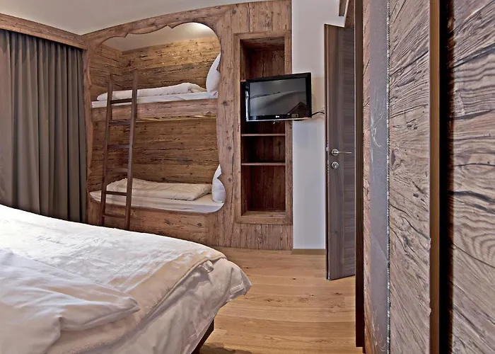 Alpenchalet Bruecke 샬레 *