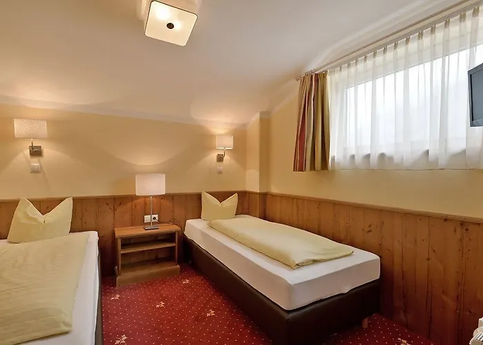 Alpenchalet Bruecke * مايرهوفن