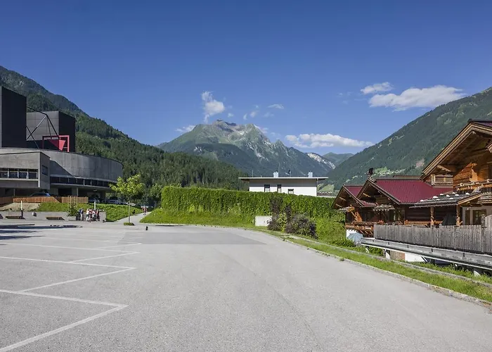 Alpenchalet Bruecke *