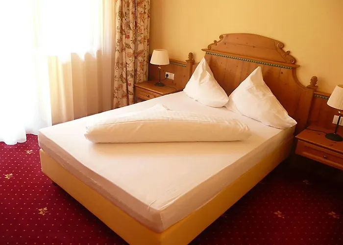 Alpenchalet Bruecke مايرهوفن