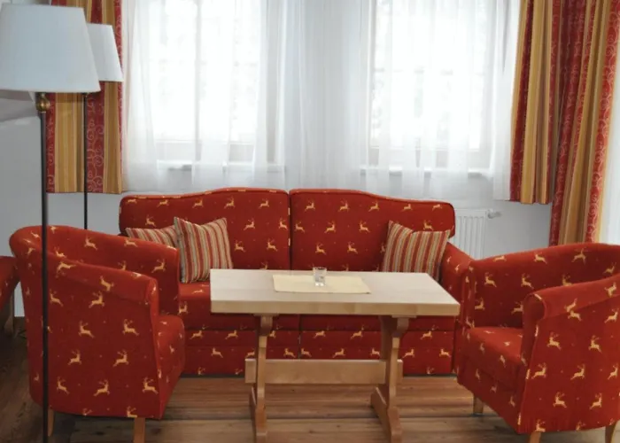 Alpenchalet Bruecke * مايرهوفن